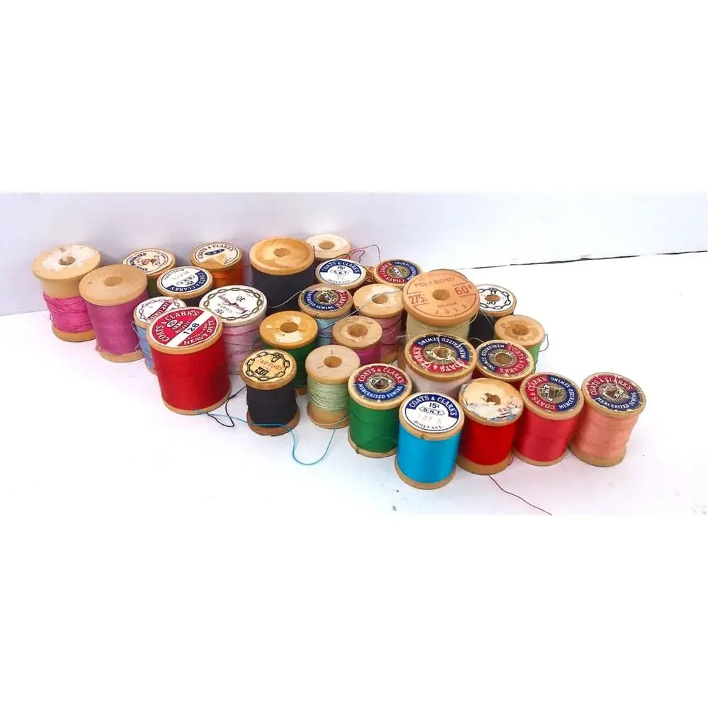 Vintage Coats & Clarks Belding Star J&P Wooden Spool Sewing Thread Lot Of 32